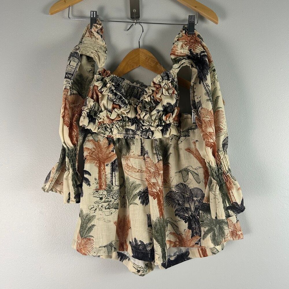 Off-Shoulder Floral Crop Top in Muted Palm Print Shorts Set - Picture 8 of 8